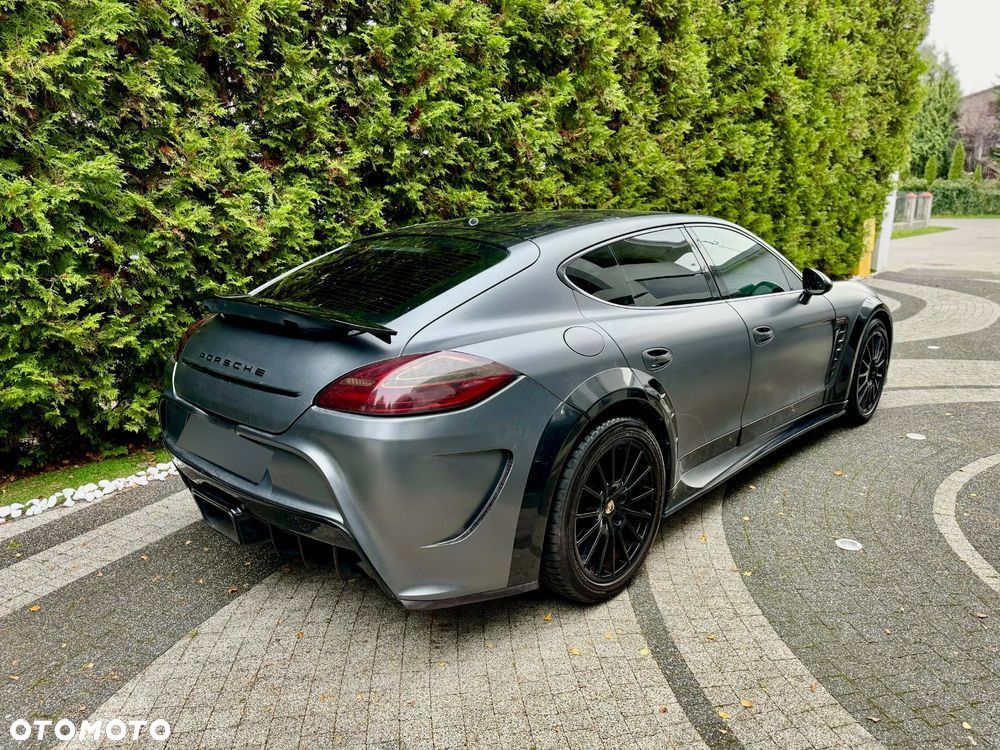 Porsche Panamera Turbo PDK - 6