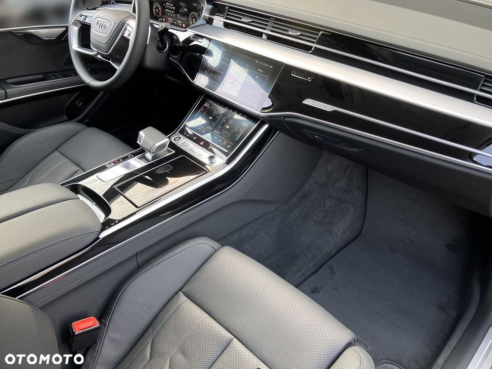 Audi A8 - 18