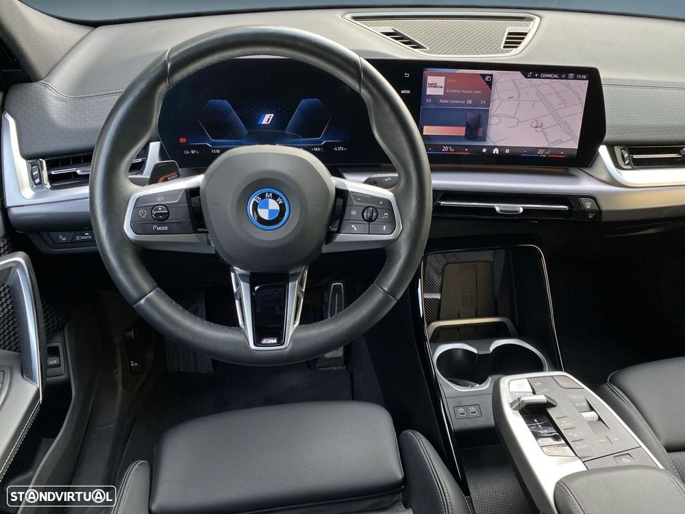 BMW iX2 eDrive20 Pack Desportivo M Pro - 5