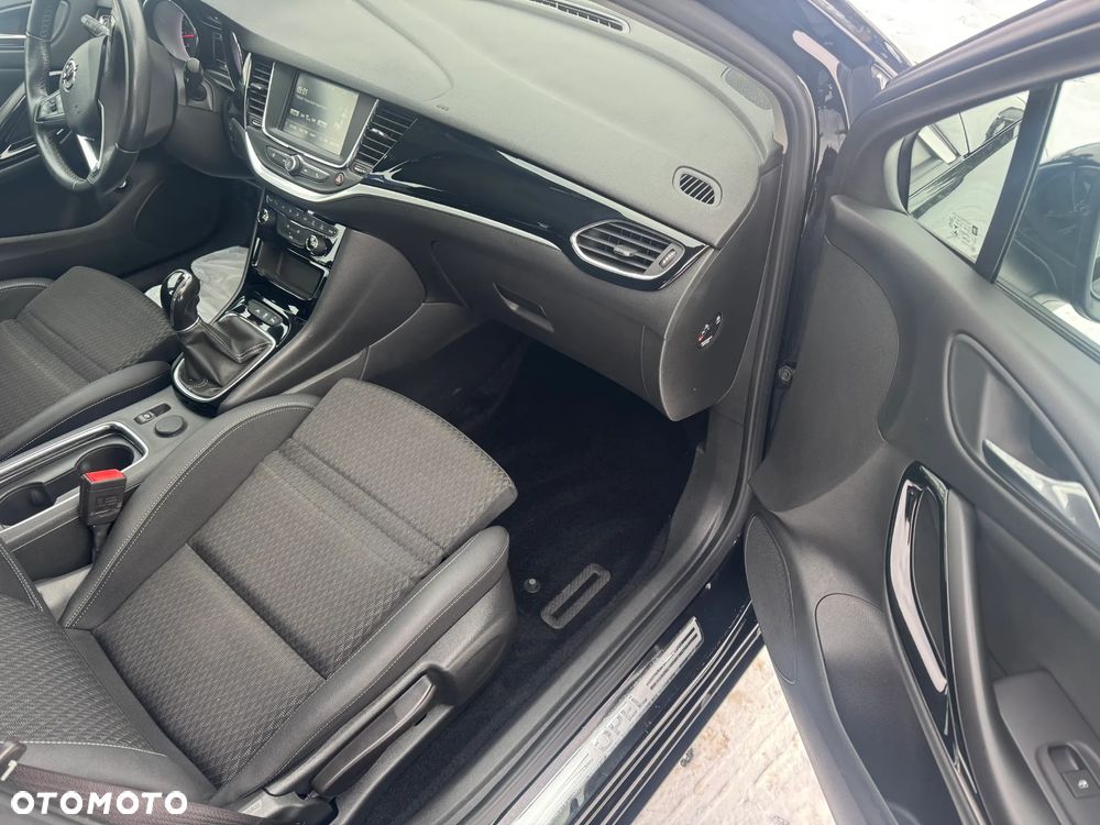 Opel Astra 1.4 T Elite - 16