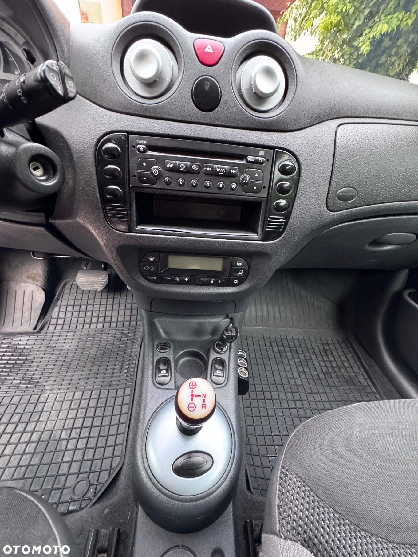 Citroën C2 1.4 VTR Senso Drive - 8