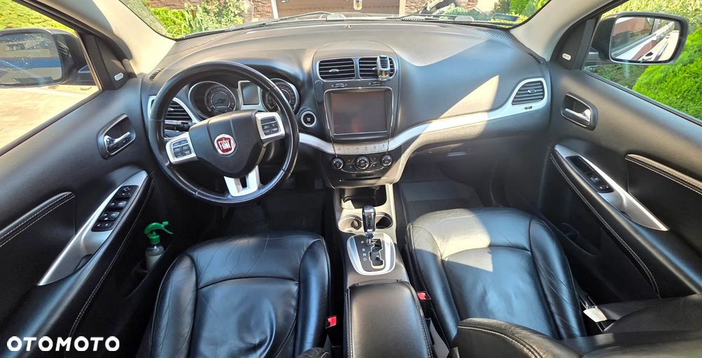Fiat Freemont 2.0 Multijet Lounge AWD - 12