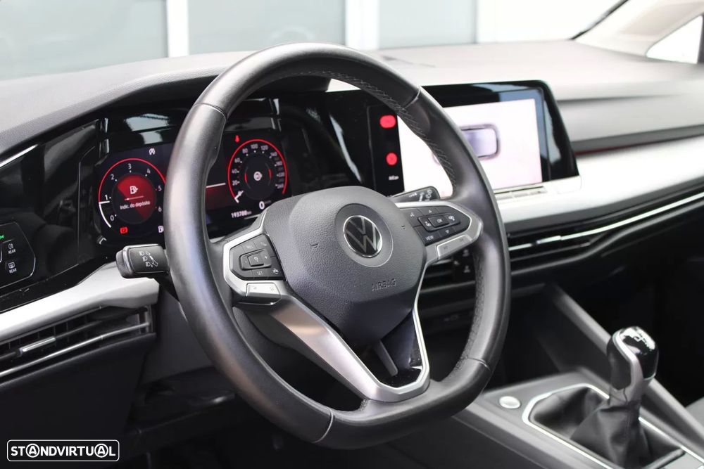 VW Golf 2.0 TDI Life - 21