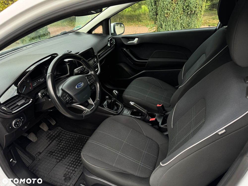Ford Fiesta 1.1 Titanium ASS - 17
