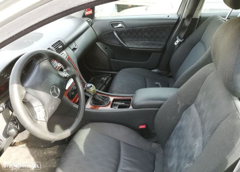 Peças Mercedes-Benz Class C(W203) 2000 a 2007 - 41