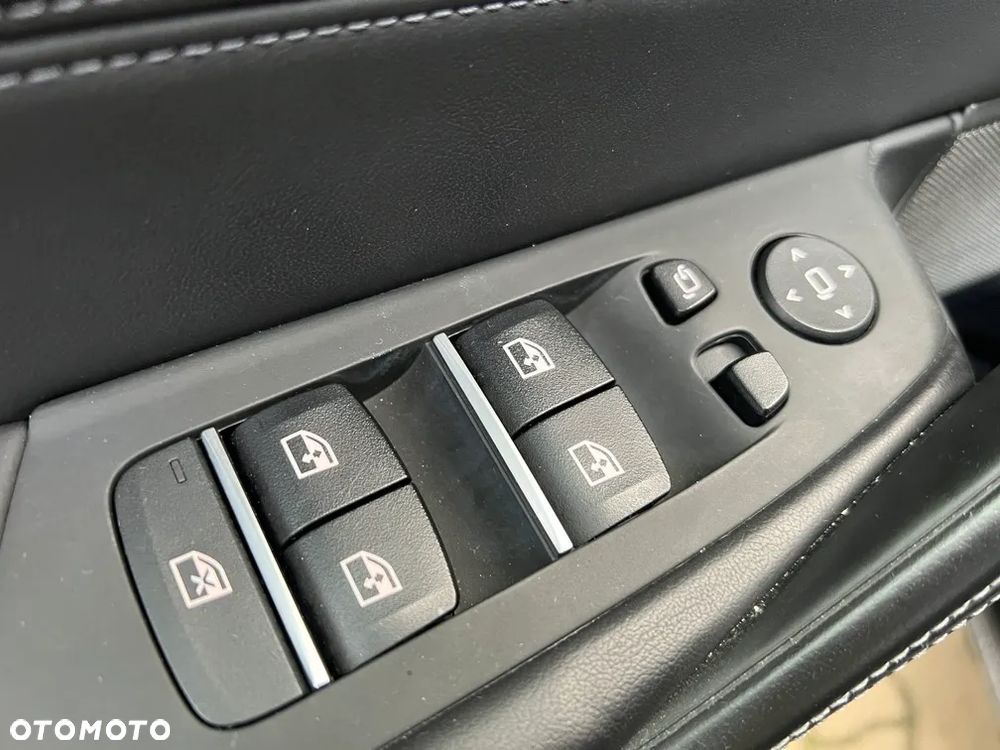 BMW M5 Competition - 18