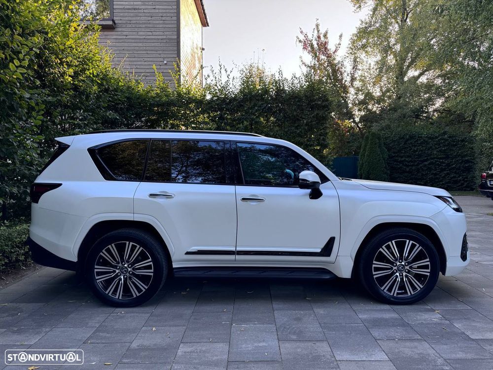 Lexus LX 570 - 2