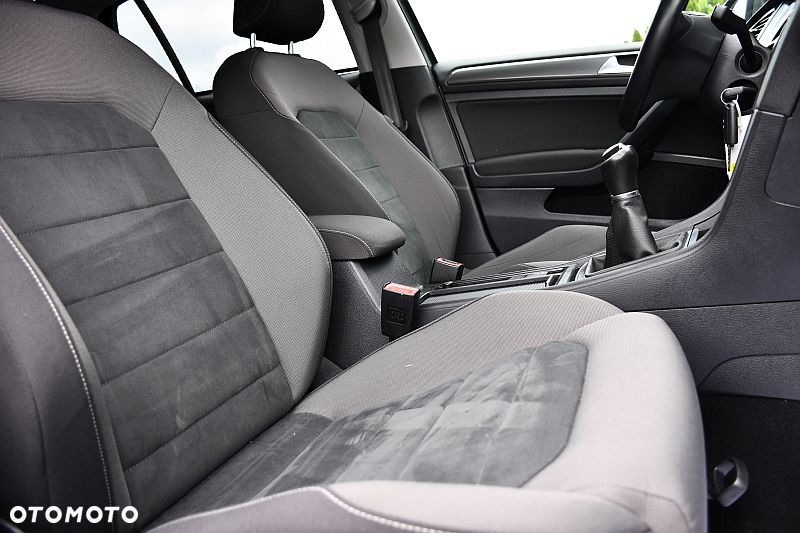 Volkswagen Golf 1.5 TSI ACT OPF BlueMotion Highline - 23
