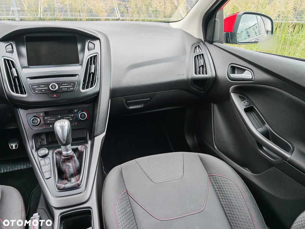 Ford Focus 1.5 EcoBoost ST-Line Black ASS - 30