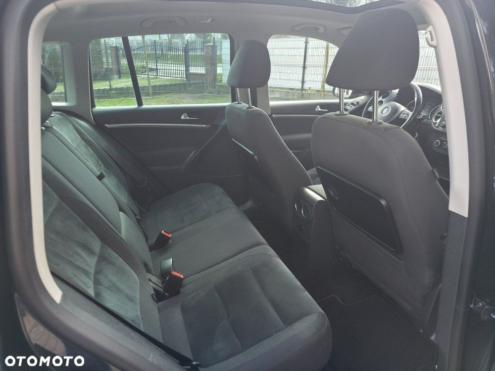 Volkswagen Tiguan - 9
