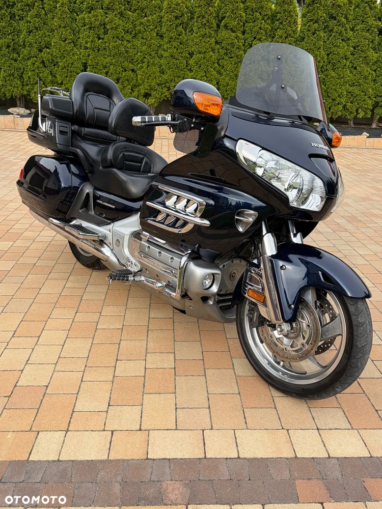 Honda GL - 38