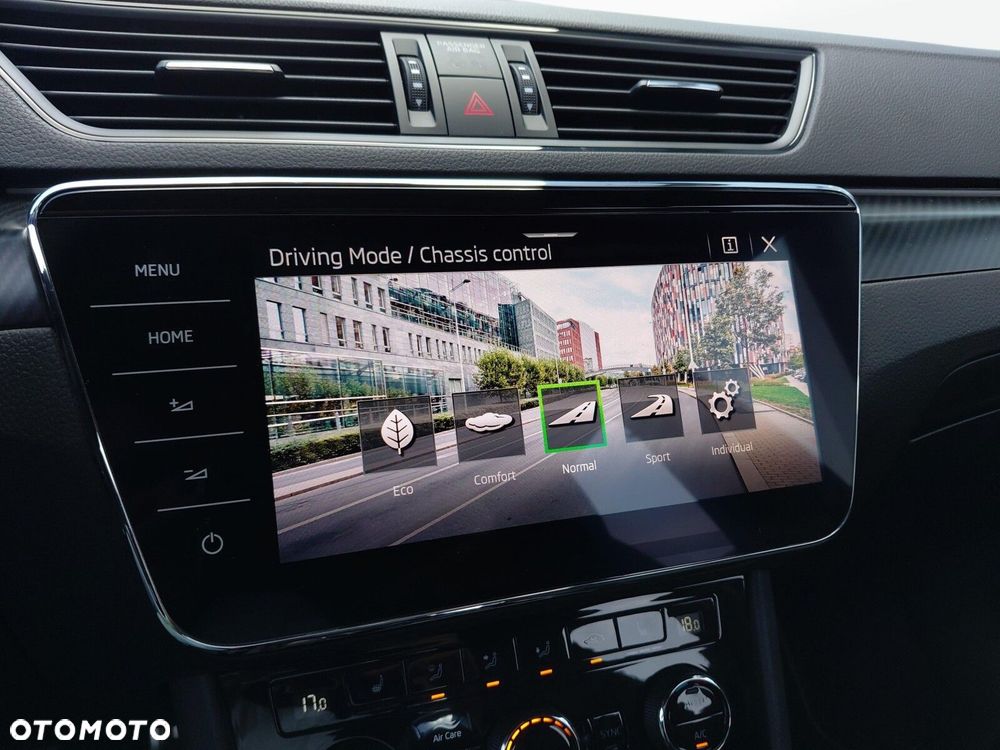 Skoda Superb 2.0 TDI SCR Sportline DSG - 40