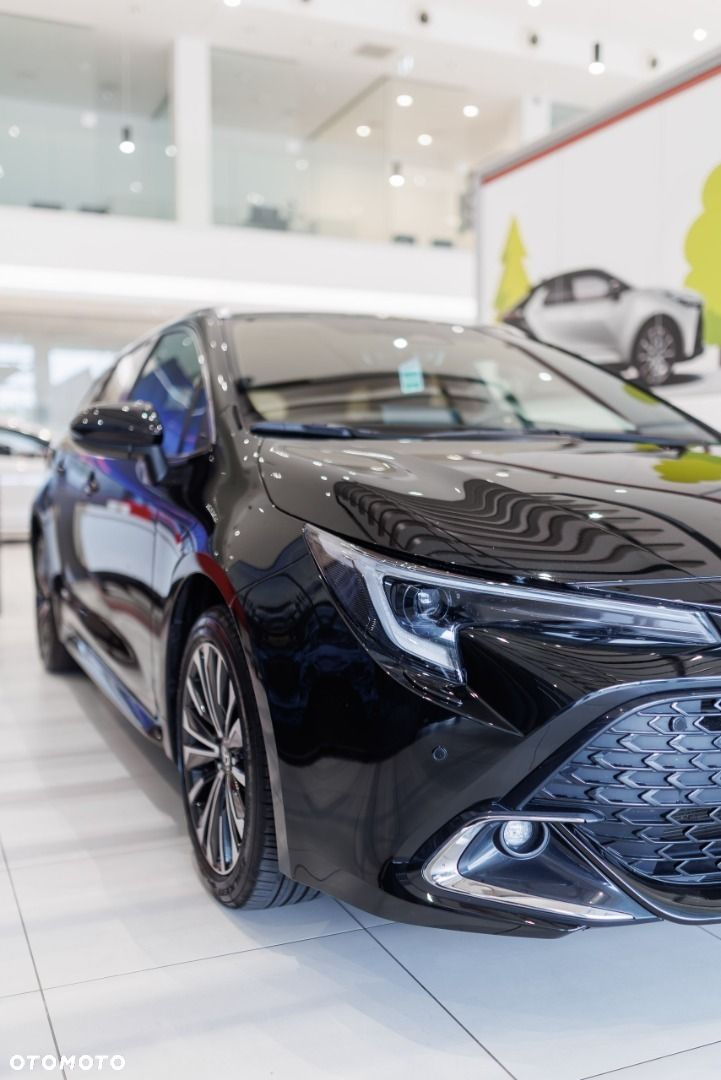 Toyota Corolla - 13