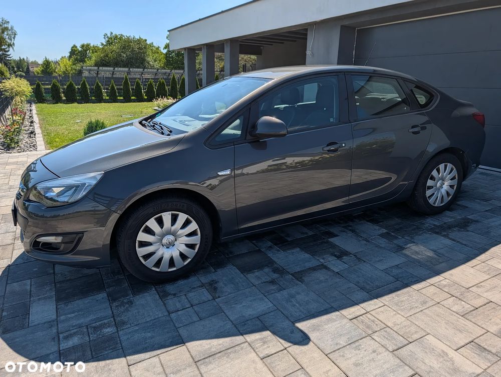 Opel Astra 1.6 Active EU6 - 2