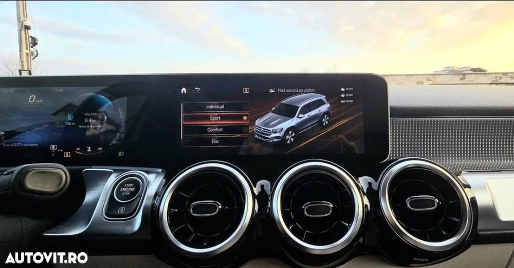 Mercedes-Benz GLB 220 d 4MATIC 8G-DCT AMG Line - 28