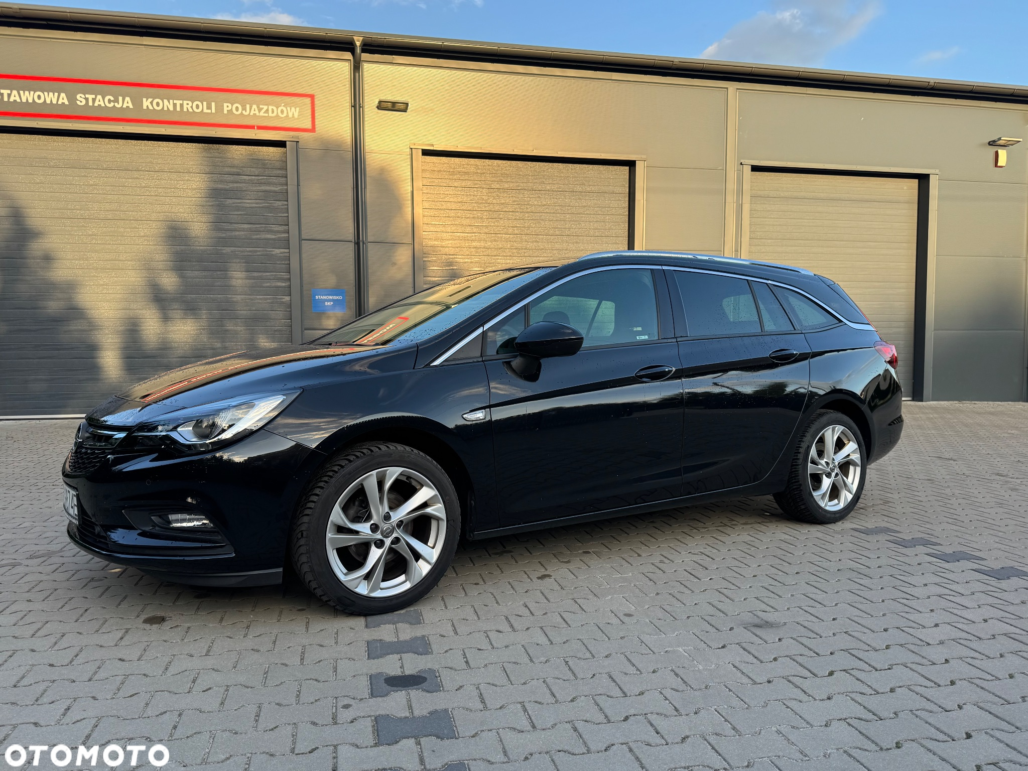 Opel Astra 1.4 Turbo Sports Tourer Innovation - 2