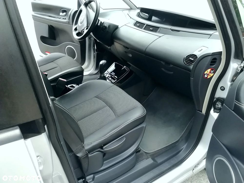 Renault Grand Espace Gr 2.0 dCi Voyage - 16