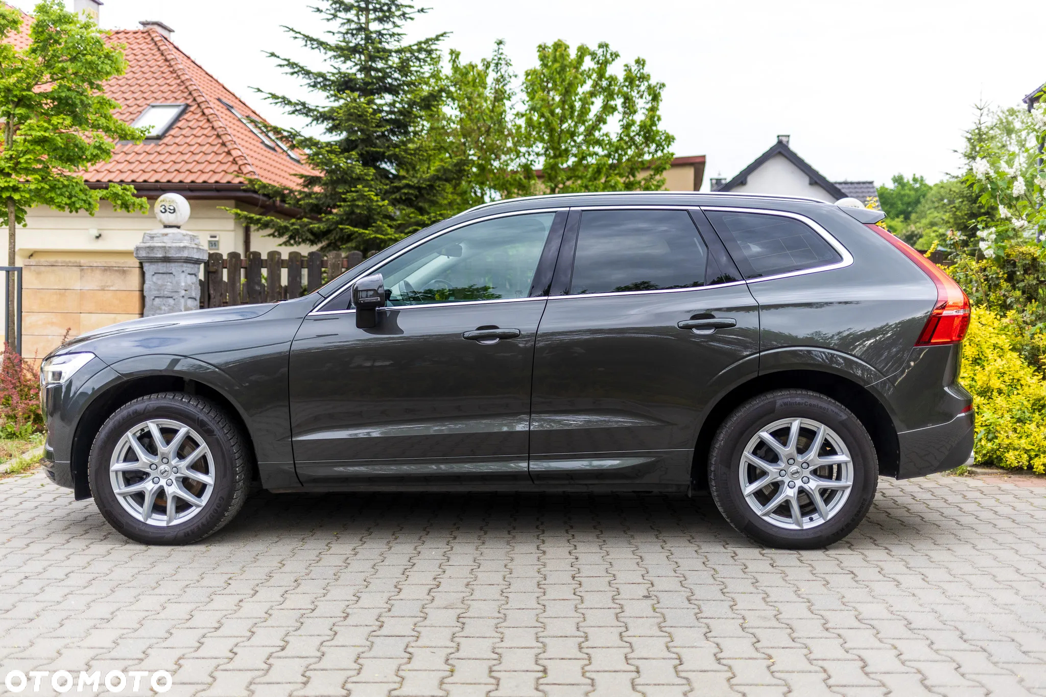 Volvo XC 60 D3 Momentum Pro - 3