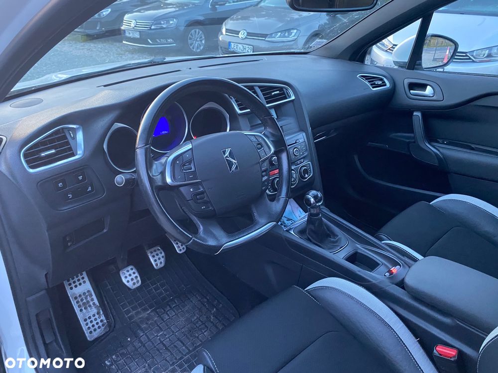 Citroën DS4 VTi 120 SoChic - 18