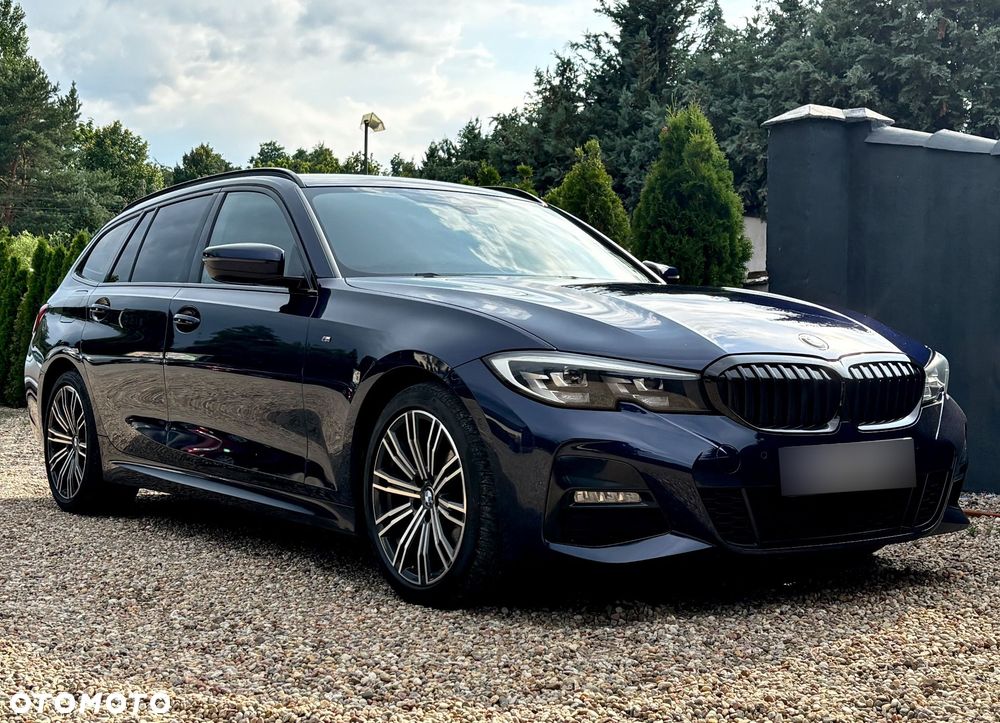 BMW Seria 3 320d xDrive Edition M Sport Shadow - 11