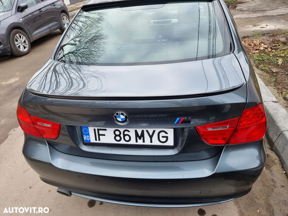 BMW Seria 3 320d DPF Efficient Dynamics Edition - 3