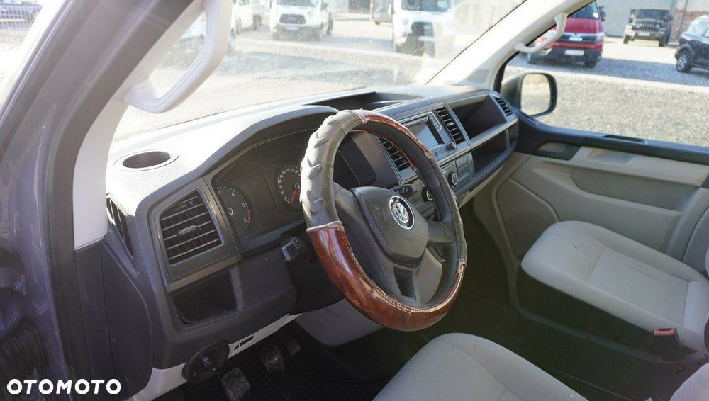 Volkswagen Transporter L2H1 - 13