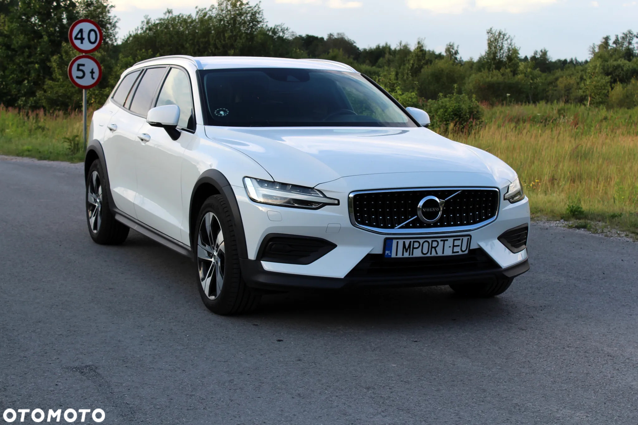 Volvo V60 Cross Country D4 AWD Geartronic Pro - 5