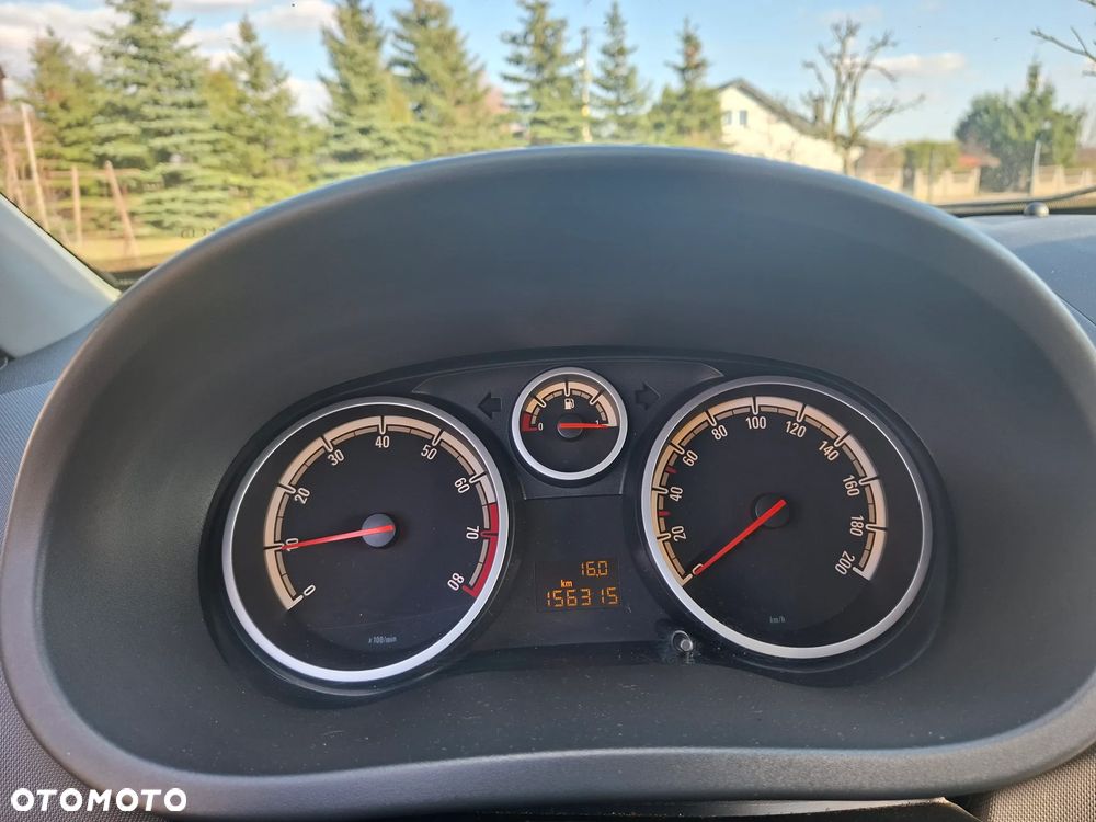 Opel Corsa 1.4 16V Satellite - 8