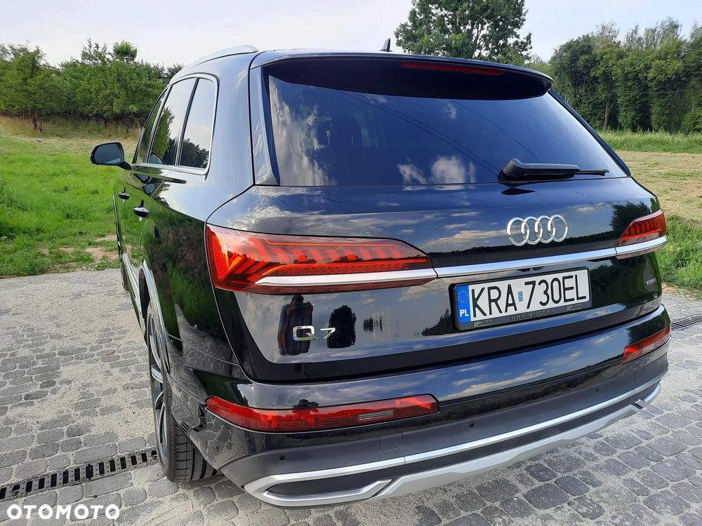 Audi Q7 - 12