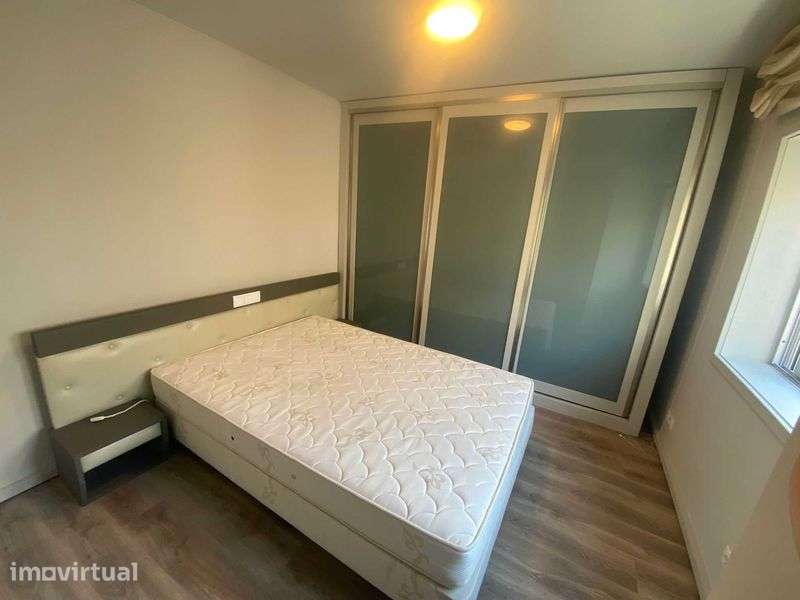 Apartamento T1 na FOZ - Grande imagem: 4/8