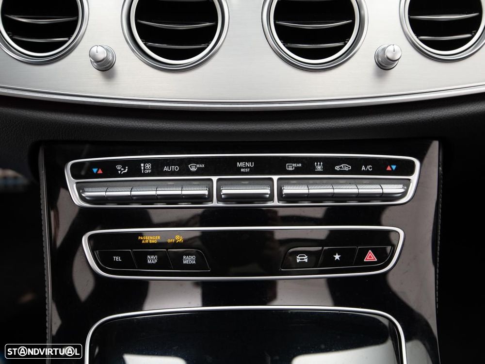 Mercedes-Benz E 300 de 9G-TRONIC AMG Line - 24