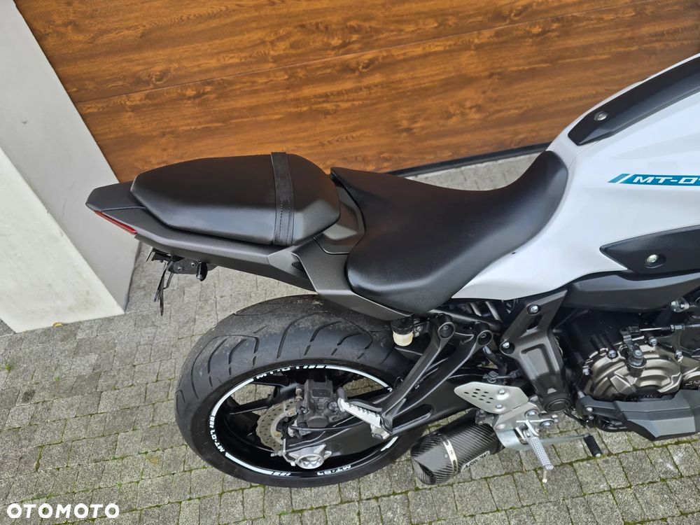 Yamaha MT - 17