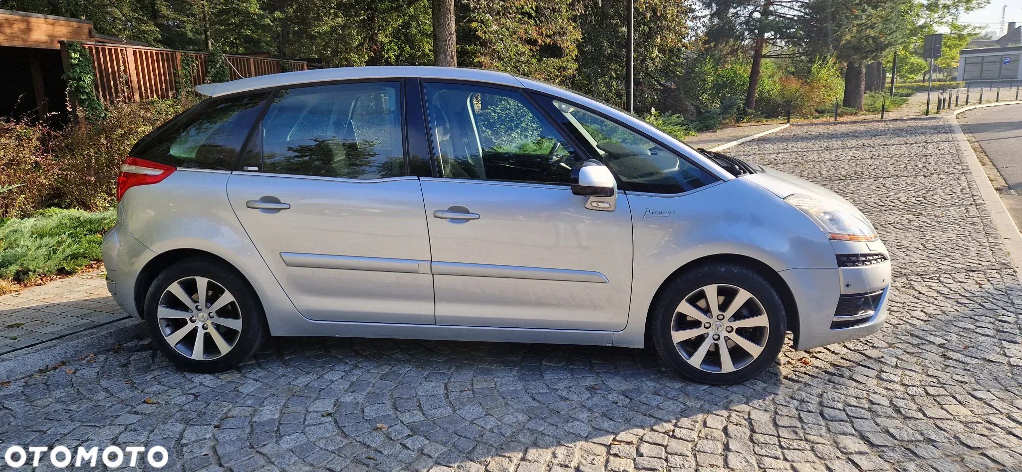 Citroën C4 2.0 16V Automatik Exclusive - 1