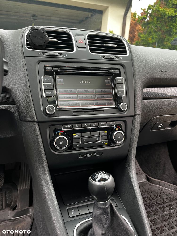 Volkswagen Golf - 33