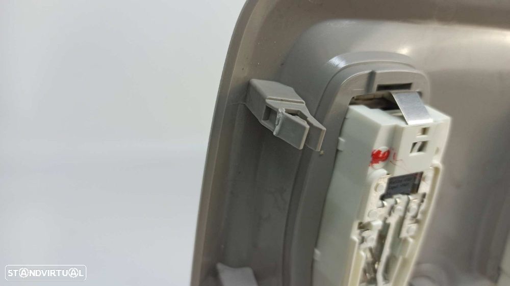 LUZ INTERIOR RENAULT CLIO IV LIMITED - 2