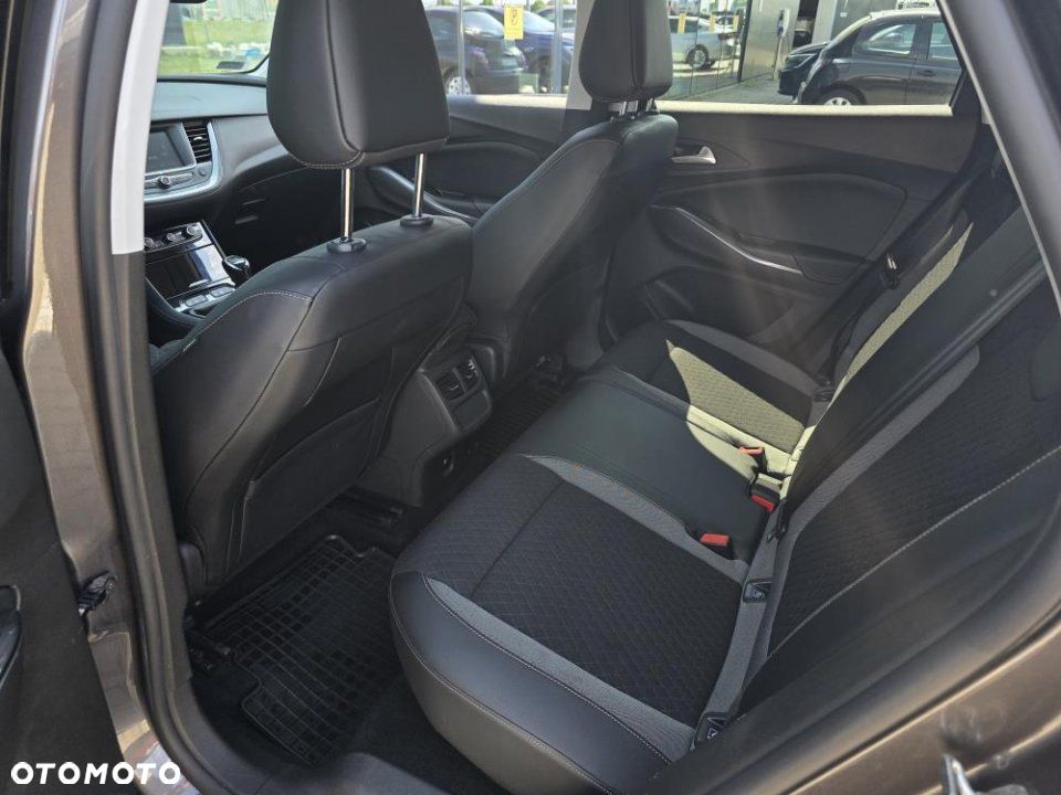 Opel Grandland X - 10