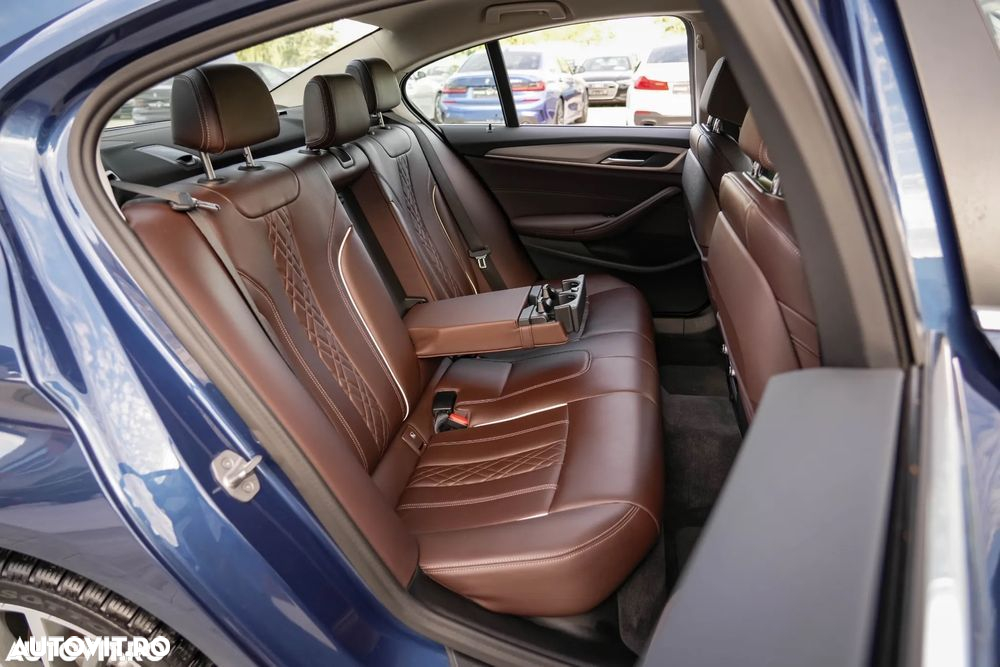 BMW Seria 5 530e Aut. Luxury Line - 17