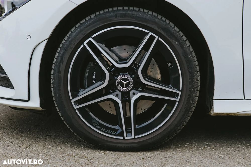Mercedes-Benz CLA - 14