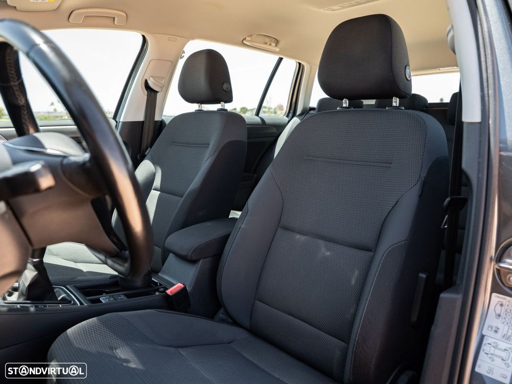 VW Golf Variant - 15
