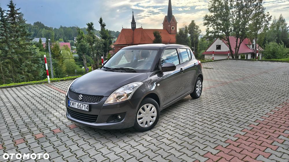 Suzuki Swift - 1