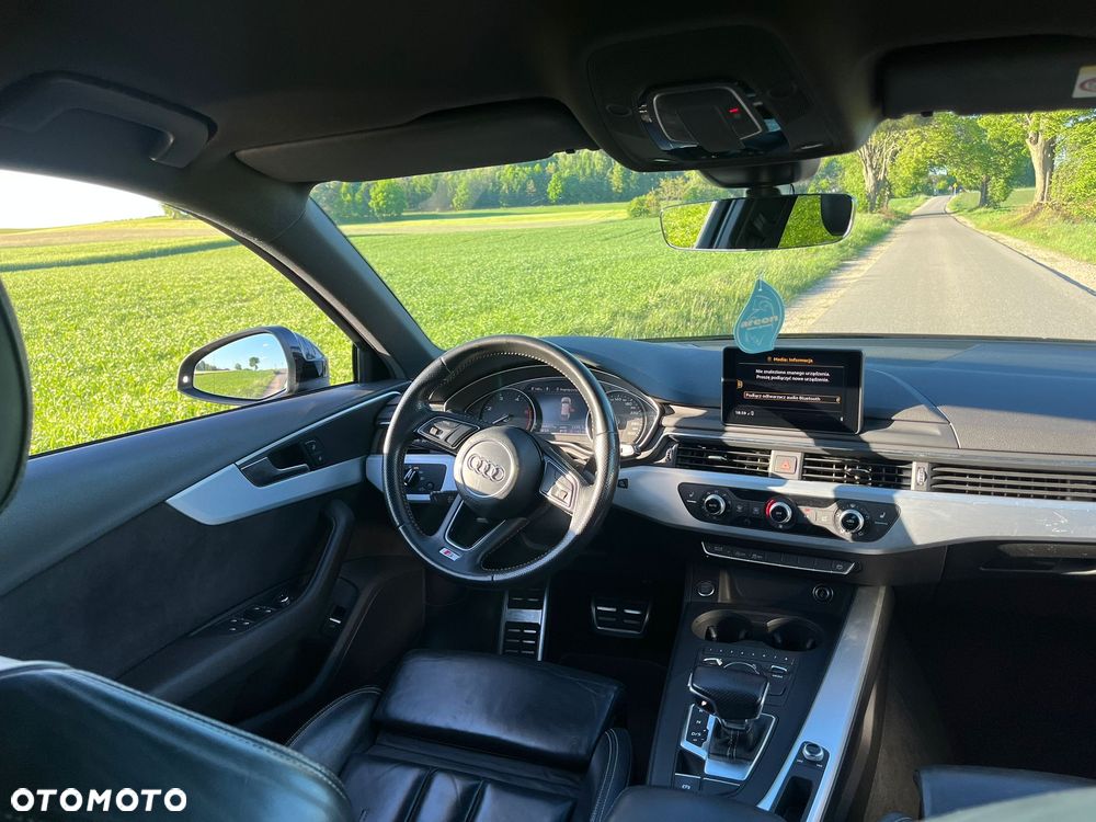 Audi A4 Avant 2.0 TDI Sport S tronic - 18