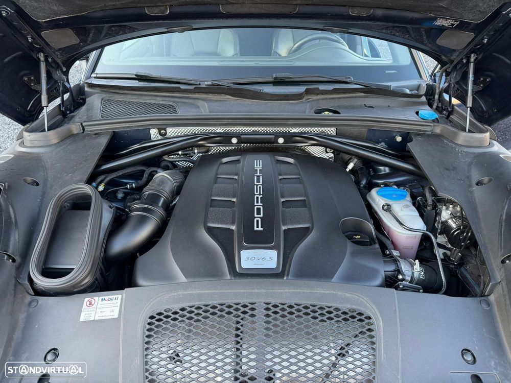 Porsche Macan S - 18