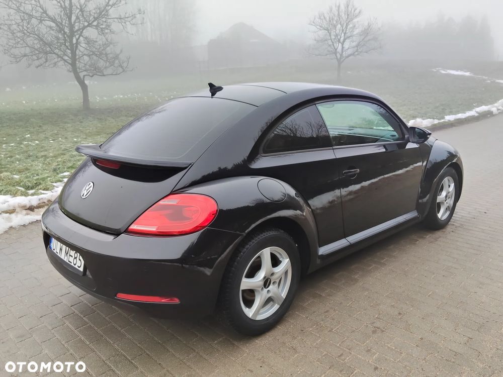 Volkswagen Beetle 1.6 TDI - 2