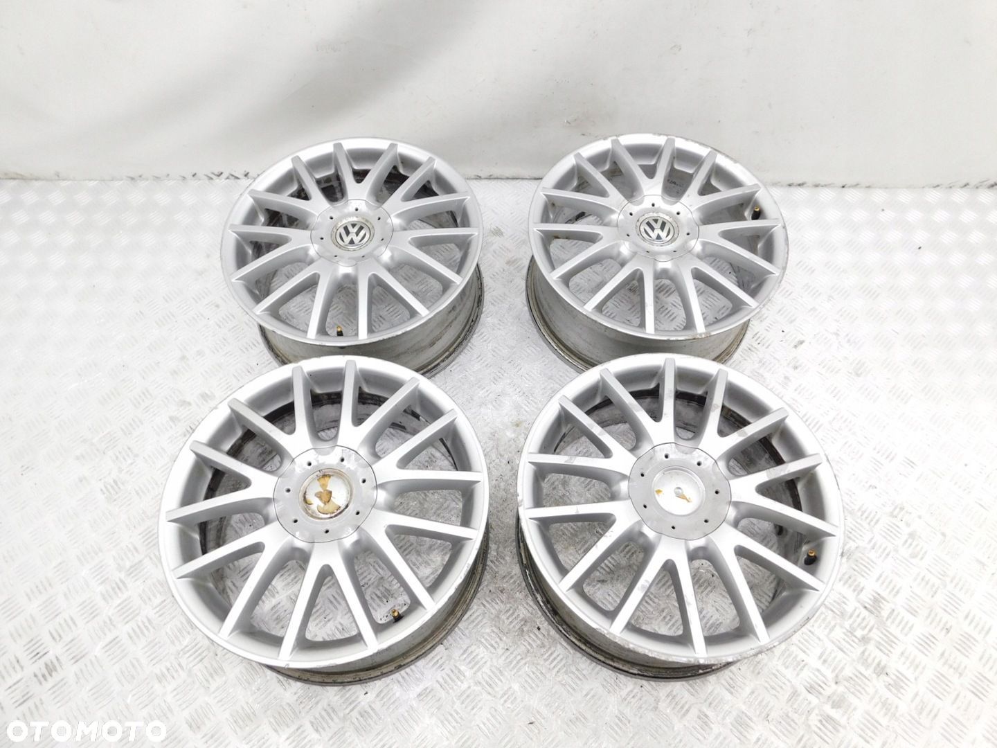 FELGI ALUMINIOWE 5x112 7Jx17 - VW GOLF V PASSAT B6 TOURAN CADDY JETTA - 1