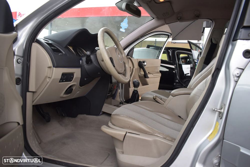 Renault Mégane - 9