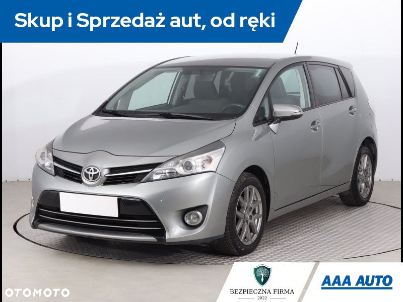 Toyota Verso - 2