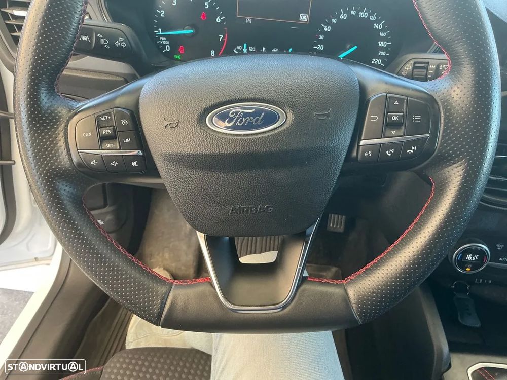 Ford Focus 1.0 EcoBoost MHEV ST-Line - 14