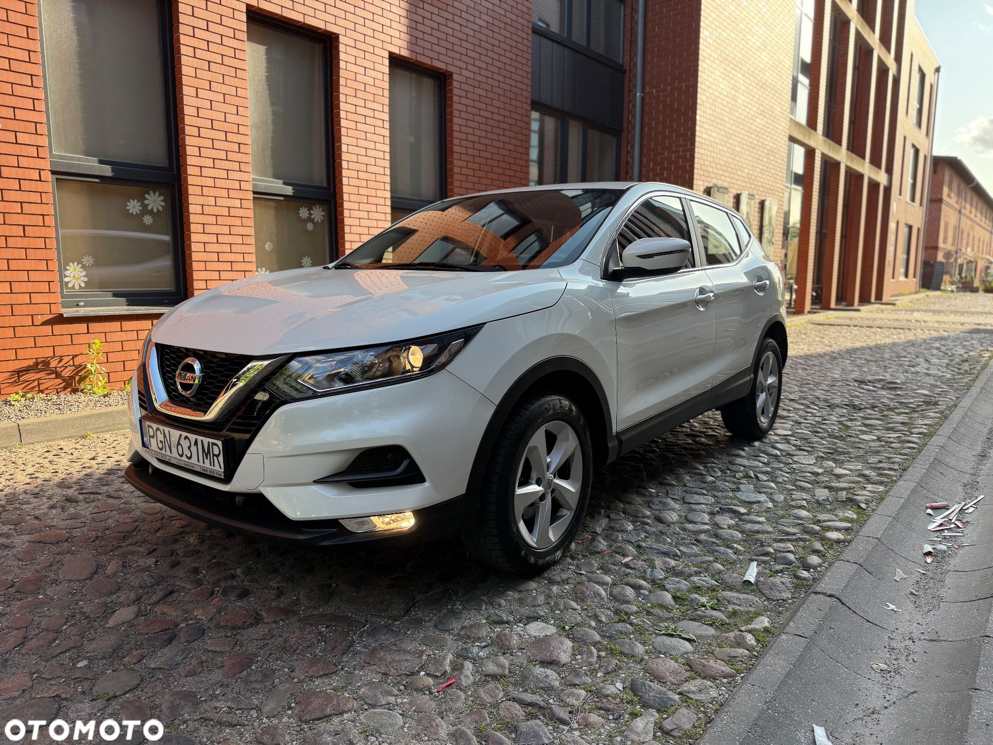 Nissan Qashqai 1.3 DIG-T Acenta - 1