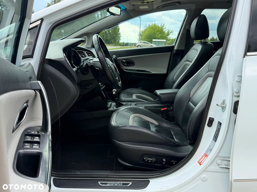 Kia Ceed 1.6 CRDi 128 Platinum Edition - 12