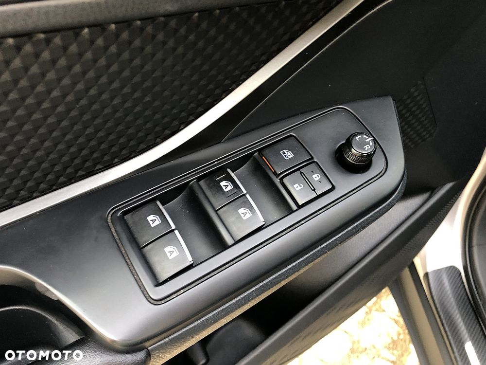 Toyota C-HR 1.2 T Prestige - 26
